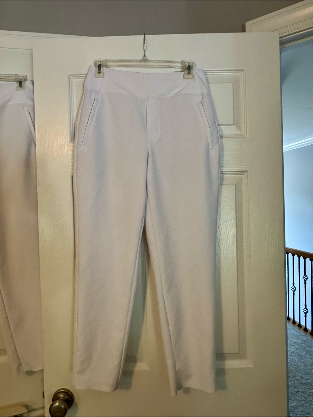 Athleta Women’s Endless High Rise Pants in White Size 4
